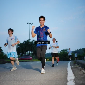 Runner Photo 7602412