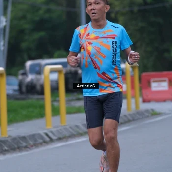 Runner Photo 7602419