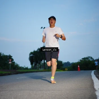 Runner Photo 7602420