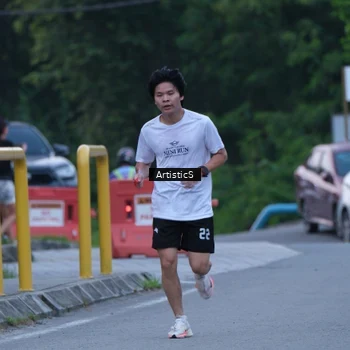 Runner Photo 7602432