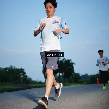 Runner Photo 7602437