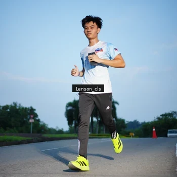 Runner Photo 7602438