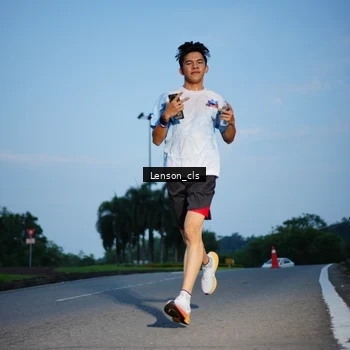 Runner Photo 7602440