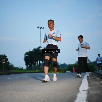Runner Photo 7602441