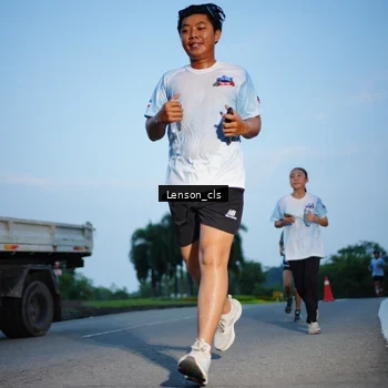 Runner Photo 7602443