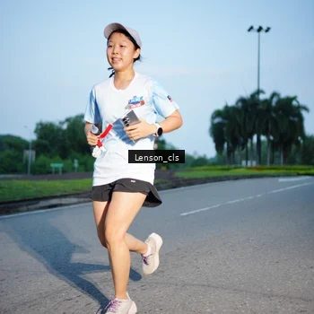 Runner Photo 7602454