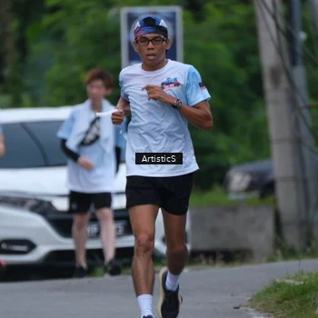 Runner Photo 7602455