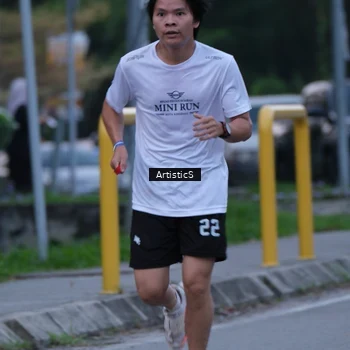 Runner Photo 7602462