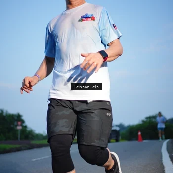 Runner Photo 7602474