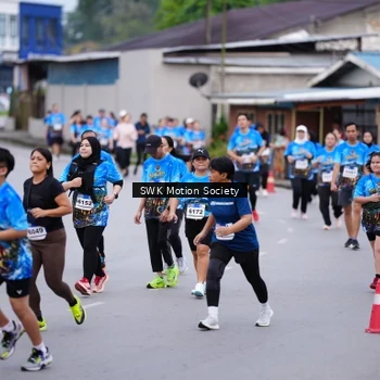 Runner Photo 7602483