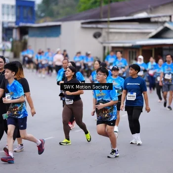 Runner Photo 7602489