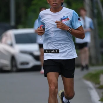 Runner Photo 7602491