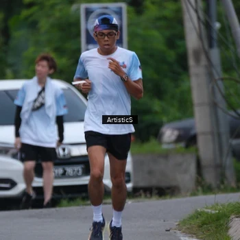 Runner Photo 7602496