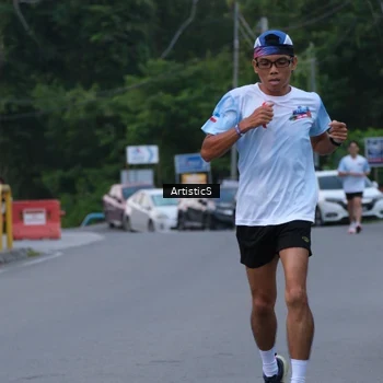 Runner Photo 7602498