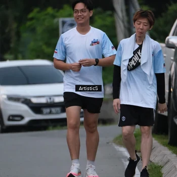 Runner Photo 7602518