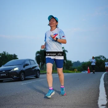 Runner Photo 7602534