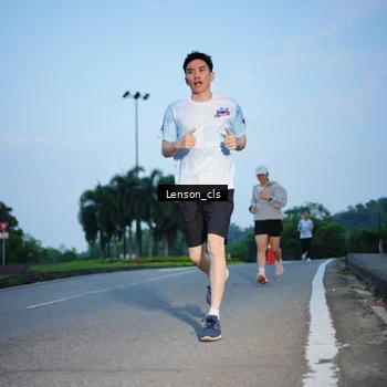 Runner Photo 7602541