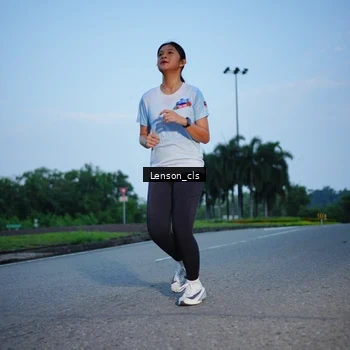 Runner Photo 7602544