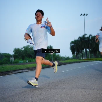 Runner Photo 7602546