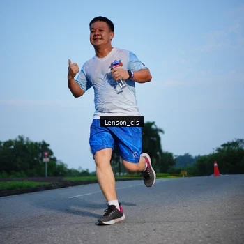 Runner Photo 7602557