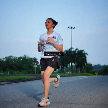 Runner Photo 7602567