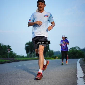 Runner Photo 7602570