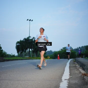 Runner Photo 7602571