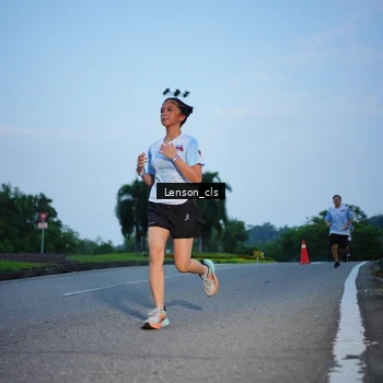 Runner Photo 7602572