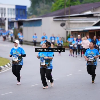 Runner Photo 7602573