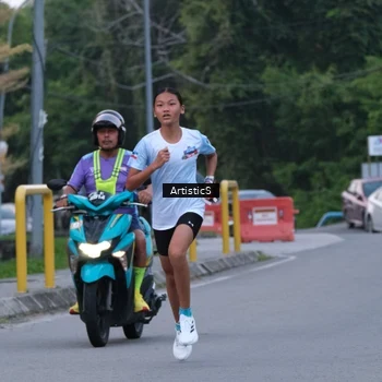 Runner Photo 7602576
