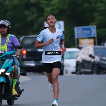 Runner Photo 7602584