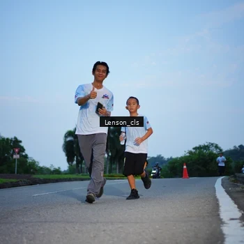 Runner Photo 7602586