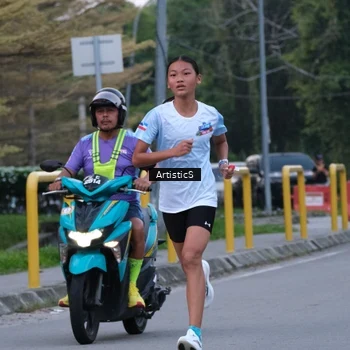 Runner Photo 7602588