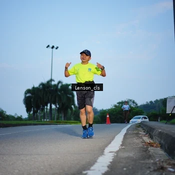 Runner Photo 7602593