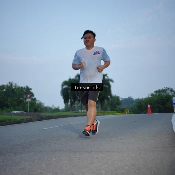 Runner Photo 7602597