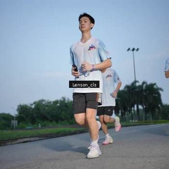 Runner Photo 7602615