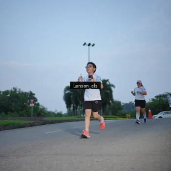 Runner Photo 7602624