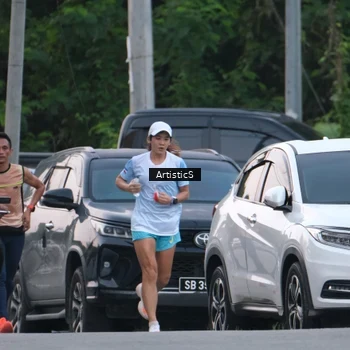 Runner Photo 7602629