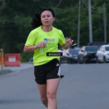 Runner Photo 7602638
