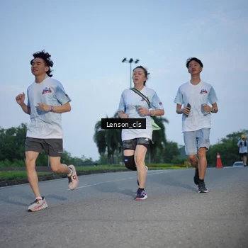 Runner Photo 7602639