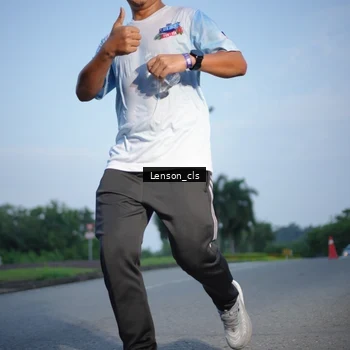 Runner Photo 7602643