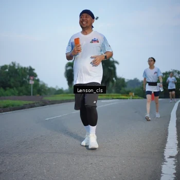 Runner Photo 7602644