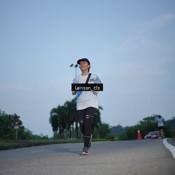 Runner Photo 7602645