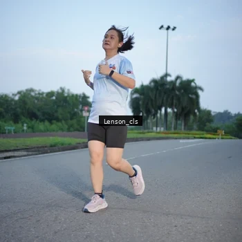 Runner Photo 7602648