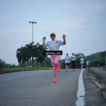 Runner Photo 7602652