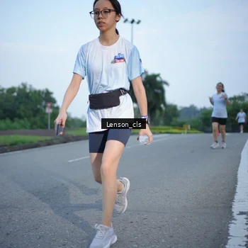 Runner Photo 7602653