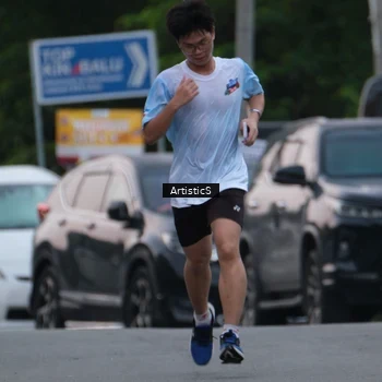 Runner Photo 7602658