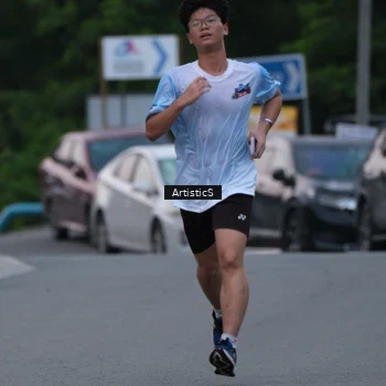 Runner Photo 7602663