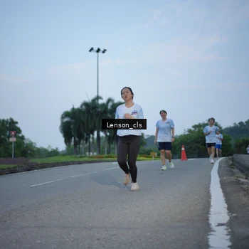 Runner Photo 7602667