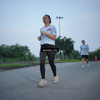Runner Photo 7602668